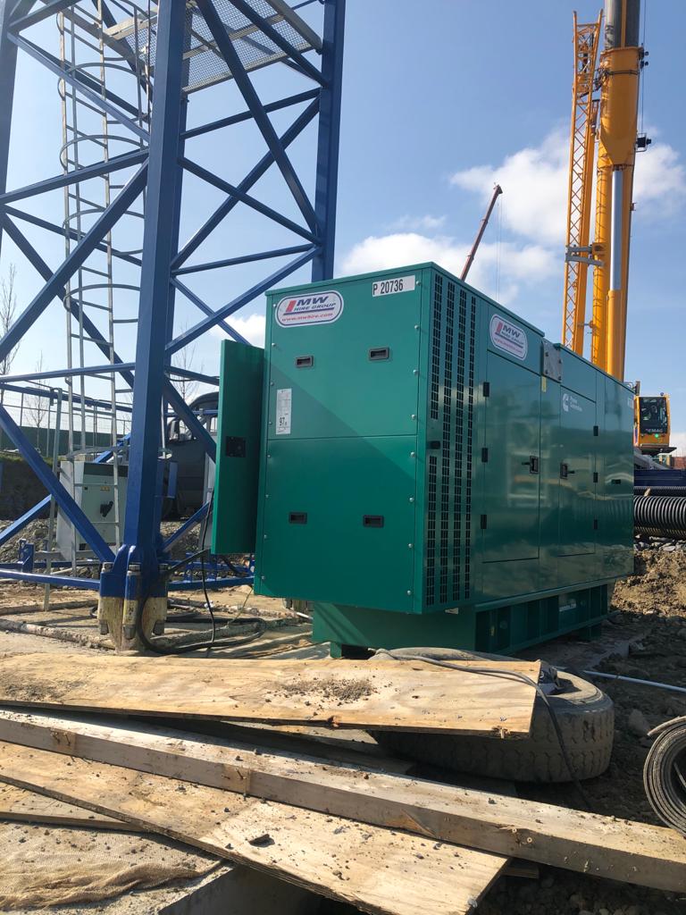 Cummins 220KVA Generator dropped on site for work on Dublin project